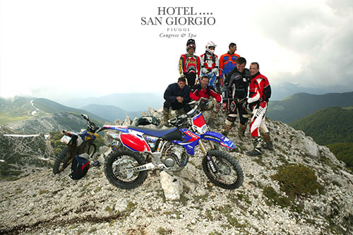 enduro-fiuggi-location-per-motociclisti-moto-da-enduro-dove-dormire-con-moto-da-cross-hotel-san-giorgio-fiuggi-terme-fiuggiterme-percorsi-da-enduro