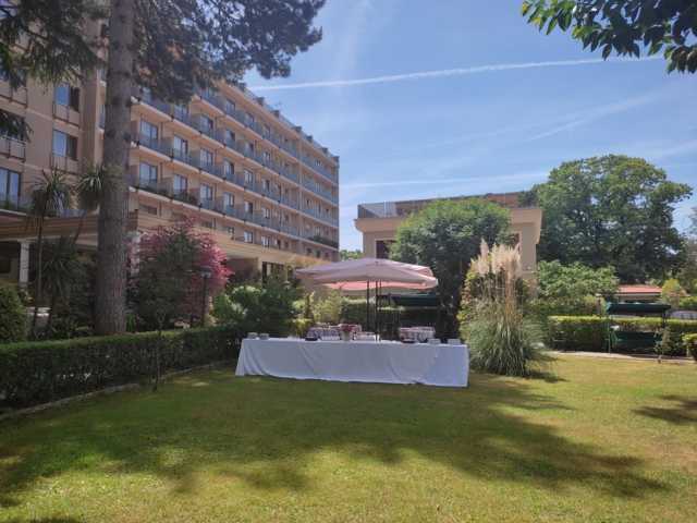 eventi-compleanni-matrimoni-cresime-battesimi-feste-in-giardino-congressi-banchetti-hotel-san-giorgio-fiuggi-terme-heaven-spa-congress-congressi-giardino-garden-plant-parcheggio-gratuito-trees-alberi-piante-oasi-verde